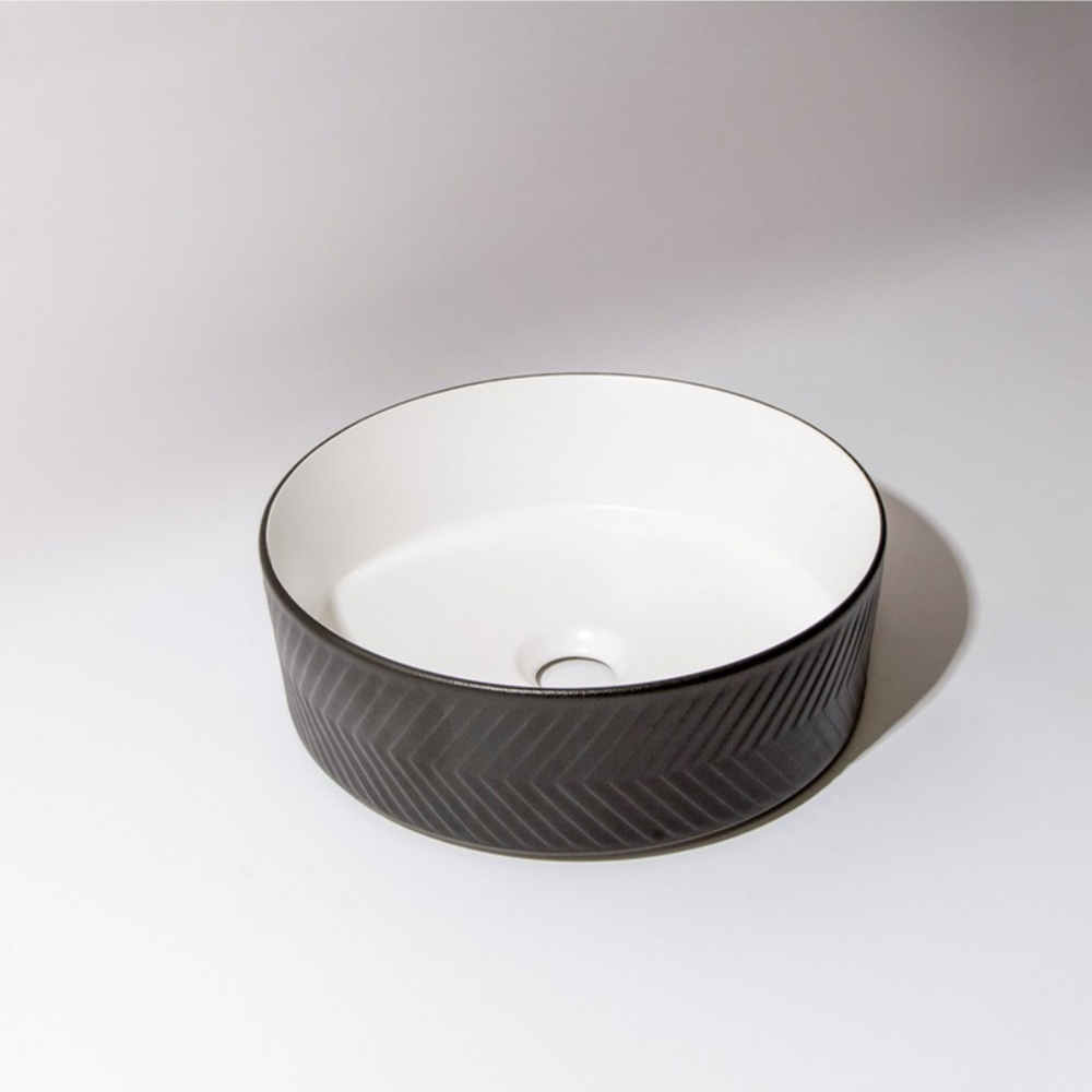 CLAYA POLAR ARROW ROUND ABOVE COUNTER BASIN TEXTURED MATTE BLACK 360MM