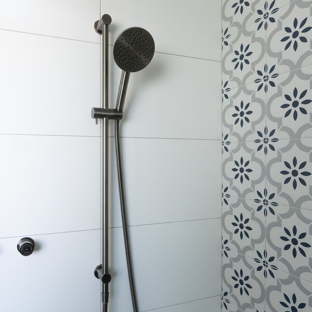 FELTON TATE AERLUX HANDPIECE 120MM GUN METAL