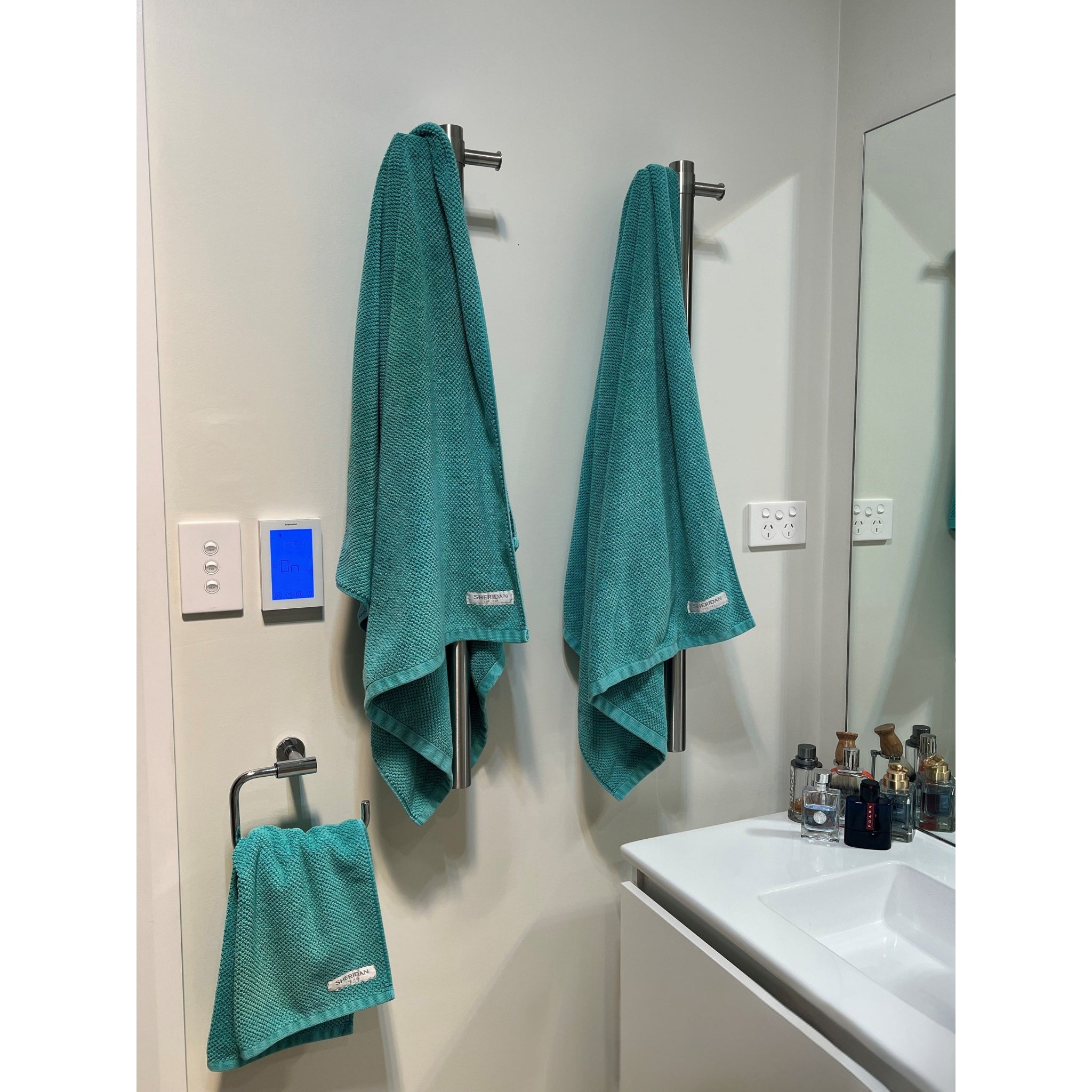 THERMOGROUP TRTS TOUCH SCREEN 7 DAY TIMER 25MM (AVAILABLE IN WHITE AND BLACK)