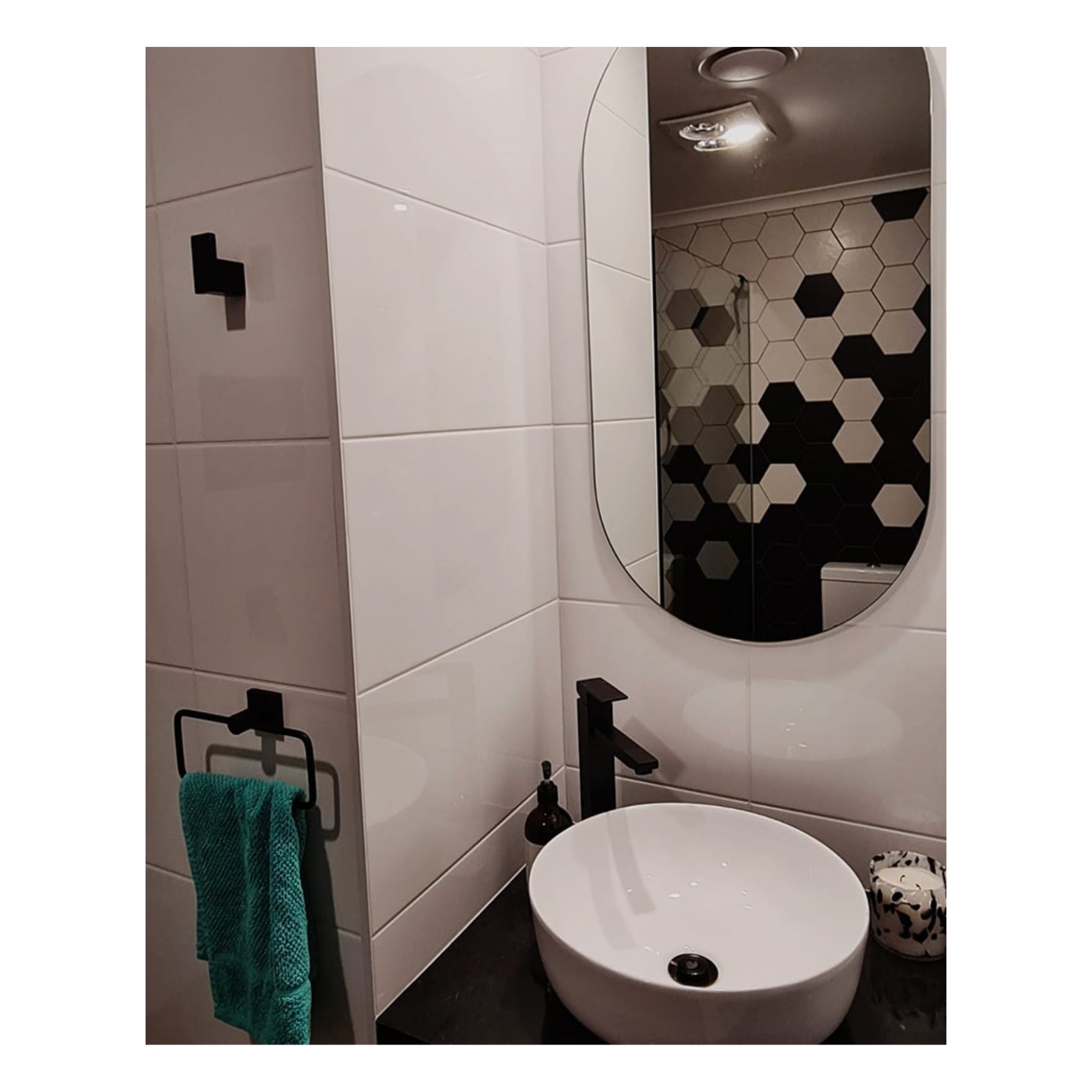 THERMOGROUP ABLAZE PILL SHAPE POLISHED EDGE MIRROR WITH DEMISTER 500X1000MM