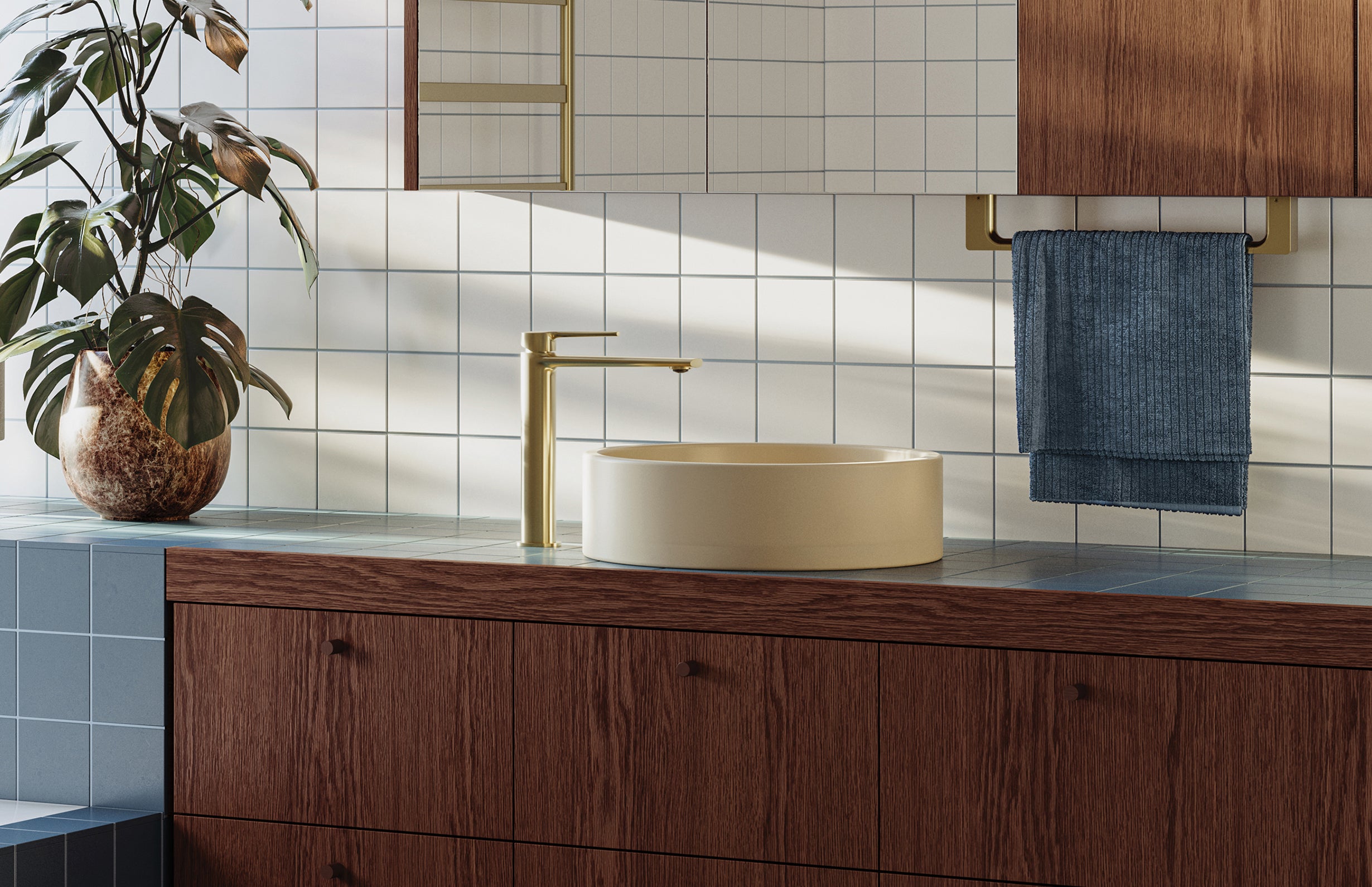 PHOENIX VASK LEAD FREE TALL VESSEL MIXER 247MM BRUSHED GOLD