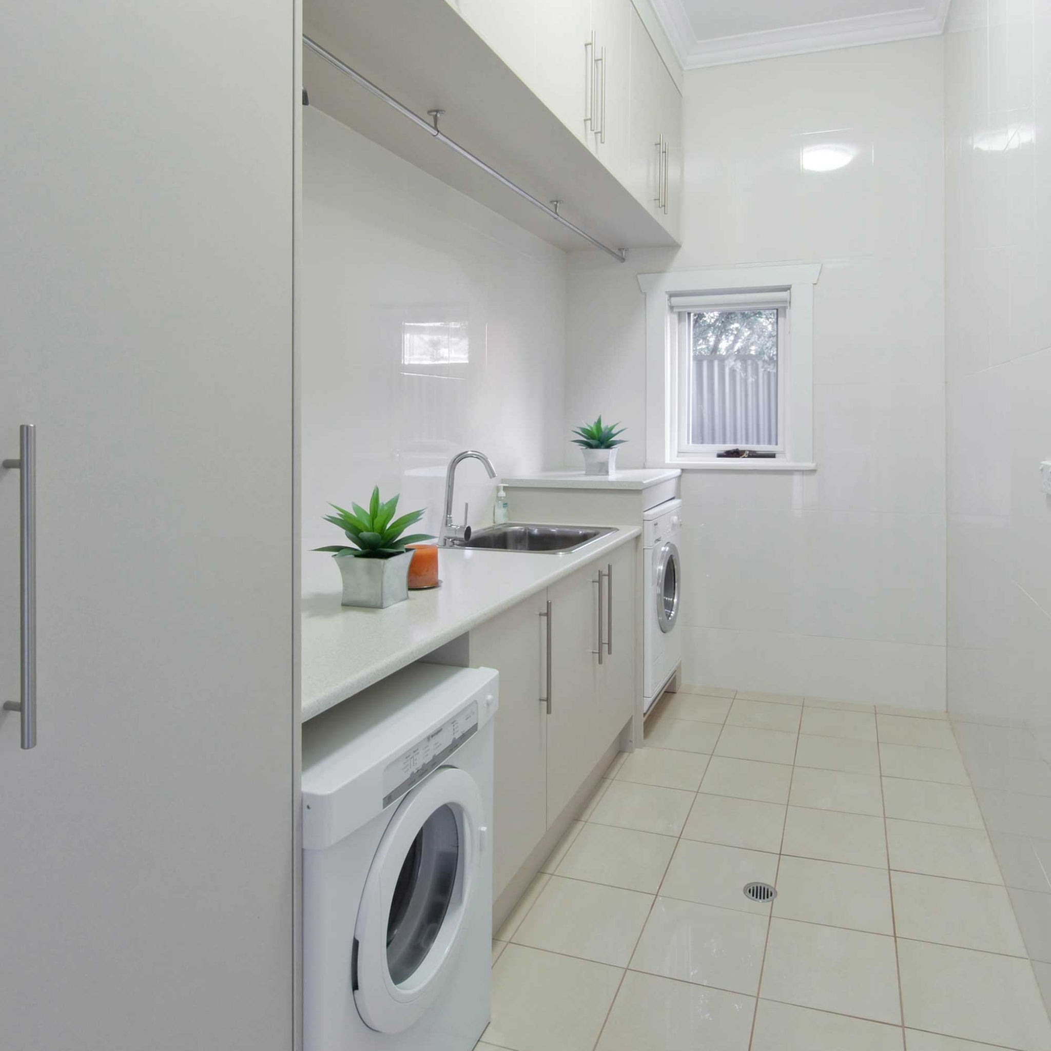 SEIMA ACERO 007 SINGLE BOWL LAUNDRY SINK STAINLESS STEEL 610MM