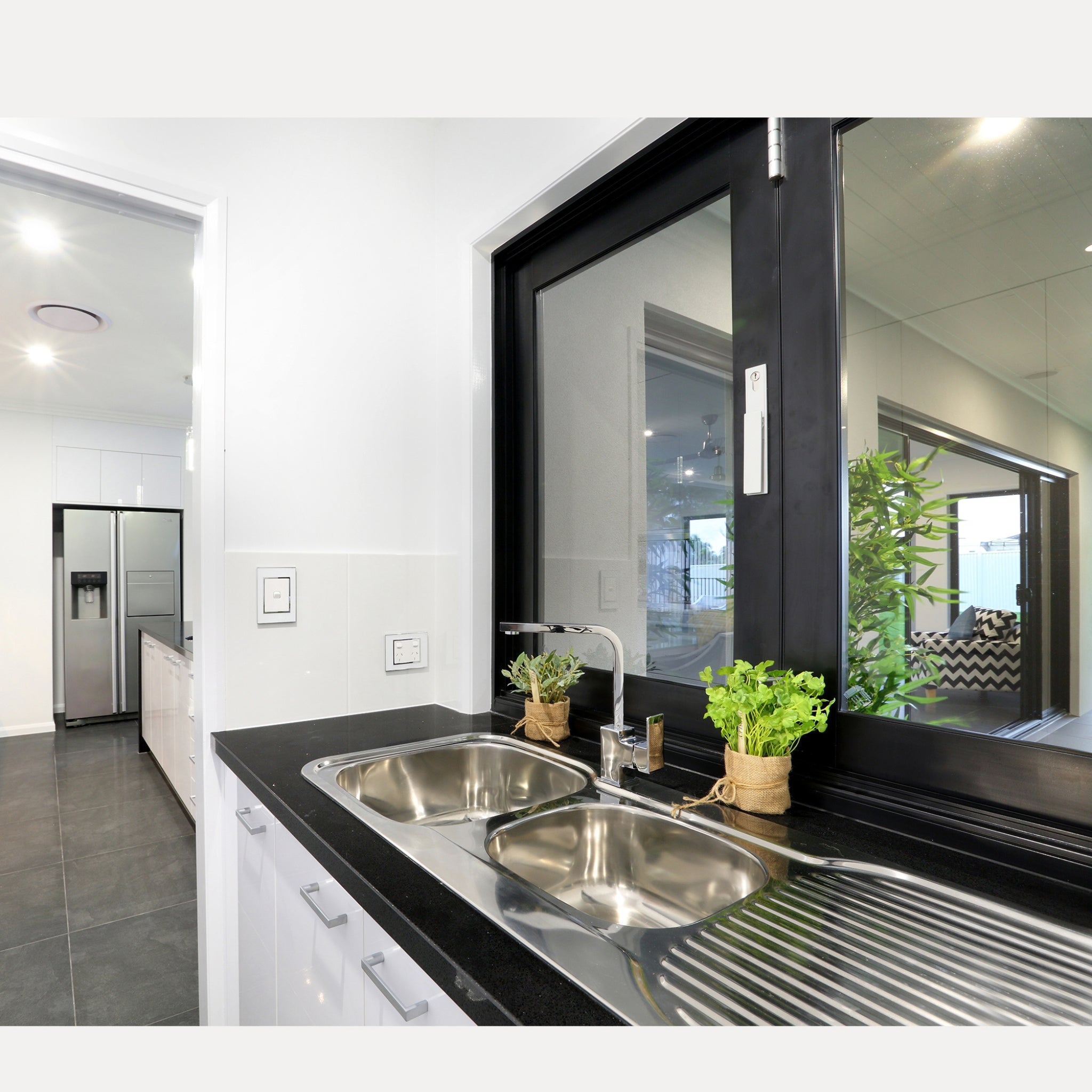 SEIMA KUBIC 510 CARE SINGLE BOWL KITCHEN SINK STAINLESS STEEL 510MM