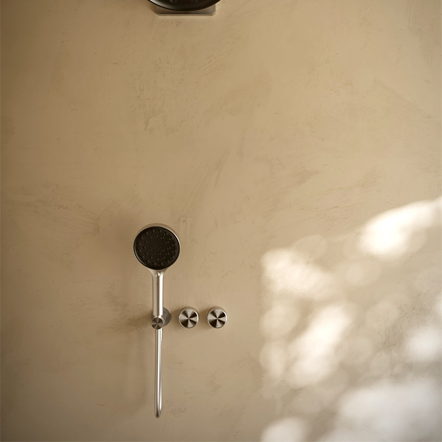 NERO SERENITY PROGRESSIVE SHOWER SYSTEM WITH METAL HANDLE AND SERENITY HAND SHOWER BRUSHED NICKEL