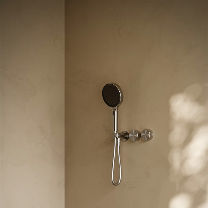 NERO SERENITY PROGRESSIVE SHOWER SYSTEM WITH METAL HANDLE AND SERENITY HAND SHOWER BRUSHED NICKEL