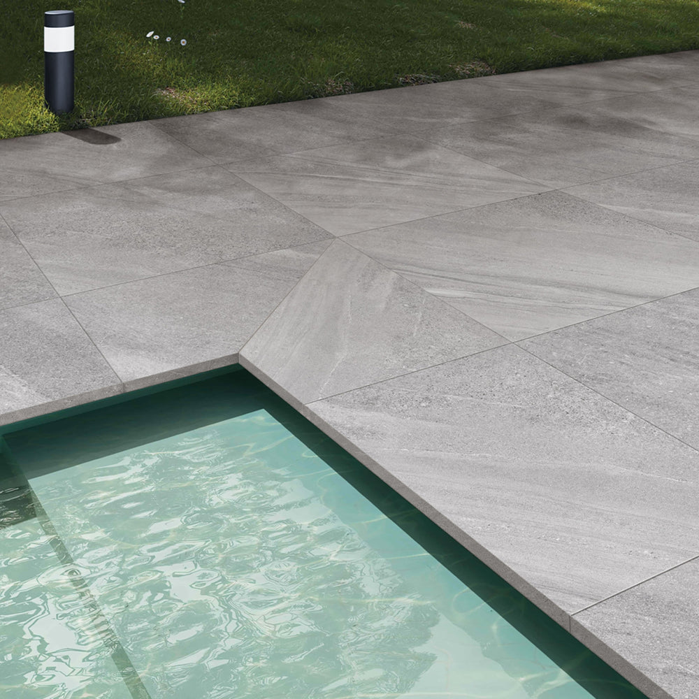 MUSES CREST LIGHT GREY FELLTEC 600X600MM SQUARE PAVER (PER BOX)
