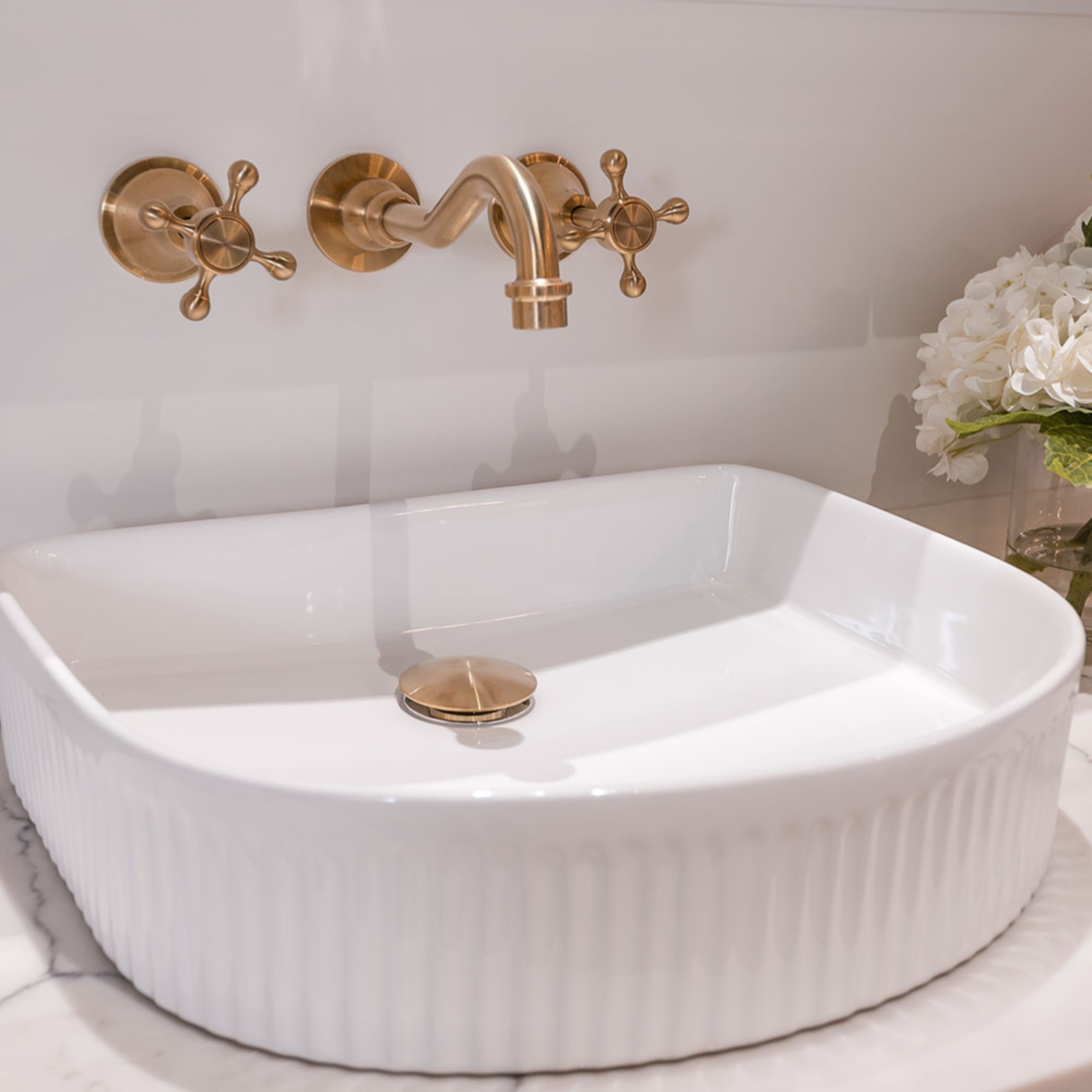 FIENZA ELEANOR FLUTED ABOVE COUNTER BASIN GLOSS WHITE 415MM