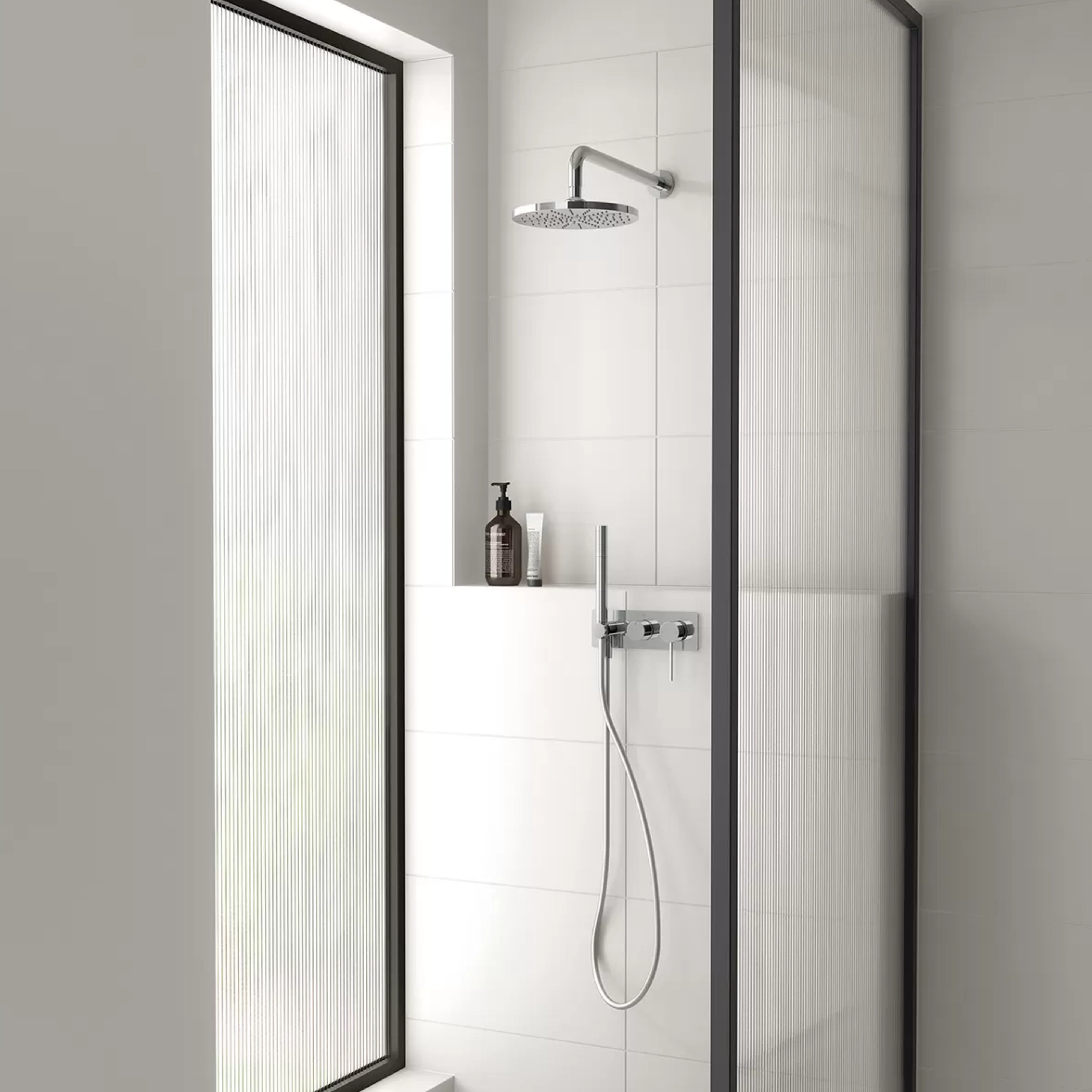 PHOENIX VIVID SHOWER ROSE 230MM ROUND BRUSHED CARBON