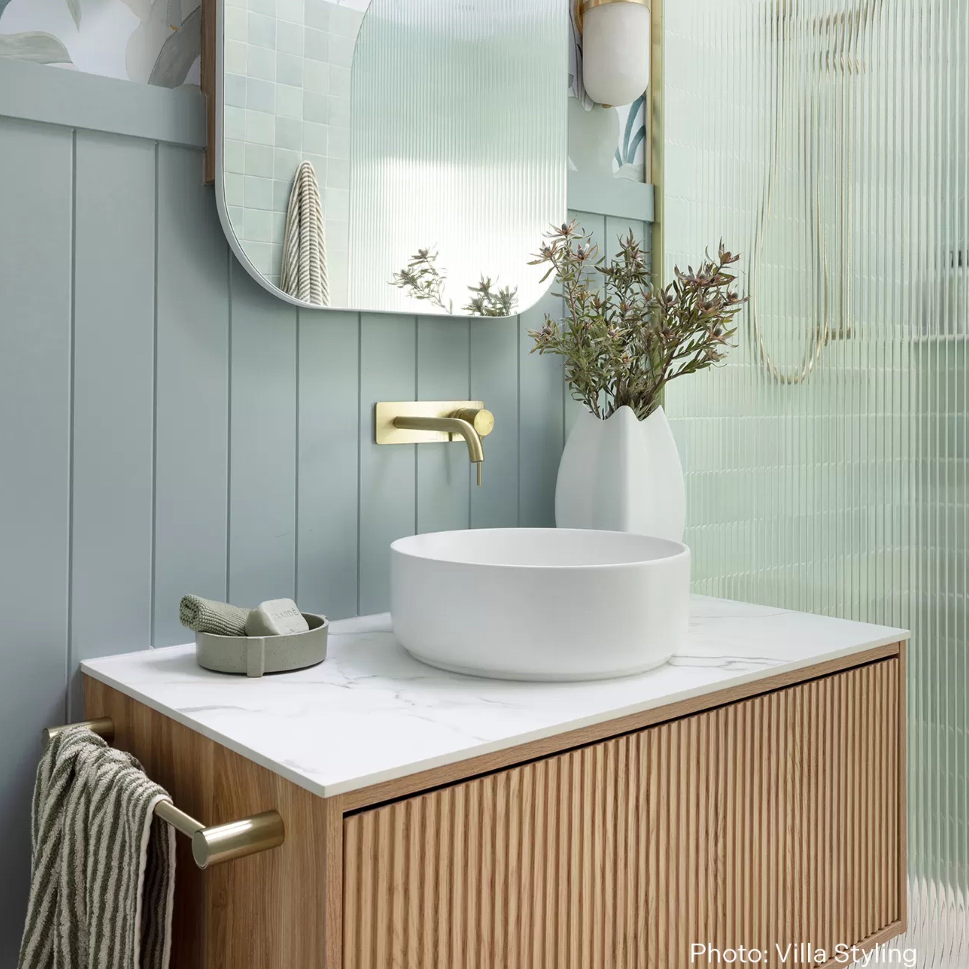 PHOENIX VIVID SLIMLINE SWITCHMIX LEAD FREE WALL BASIN AND BATH MIXER SET 180MM BRUSHED GOLD