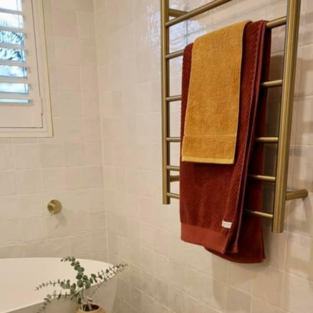 THERMOGROUP ROUND LADDER HEATED TOWEL RAIL BRUSHED GOLD 800MM