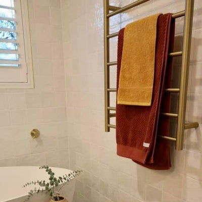 THERMOGROUP ROUND LADDER HEATED TOWEL RAIL BRUSHED GOLD 800MM