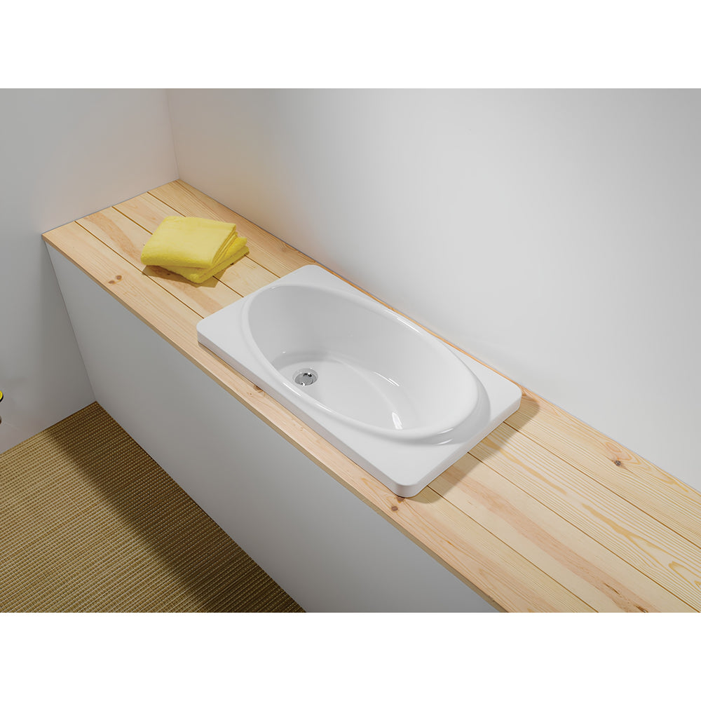 TURNER HASTINGS BABY BUILT-IN ACRYLIC BATHTUB GLOSS WHITE 800MM