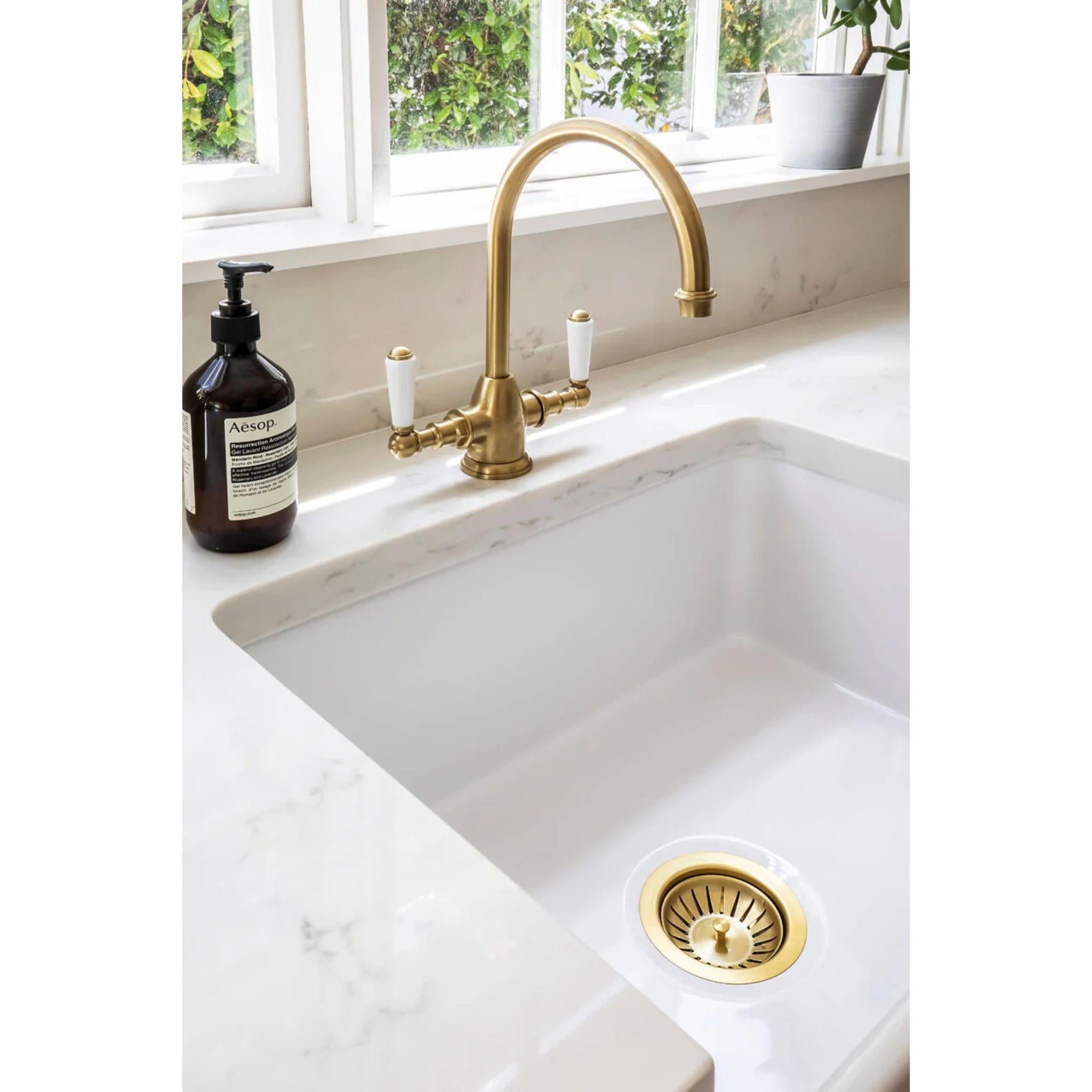 TURNER HASTINGS BASKET WASTE WITH LONG SCREW 90MM BRUSHED BRASS