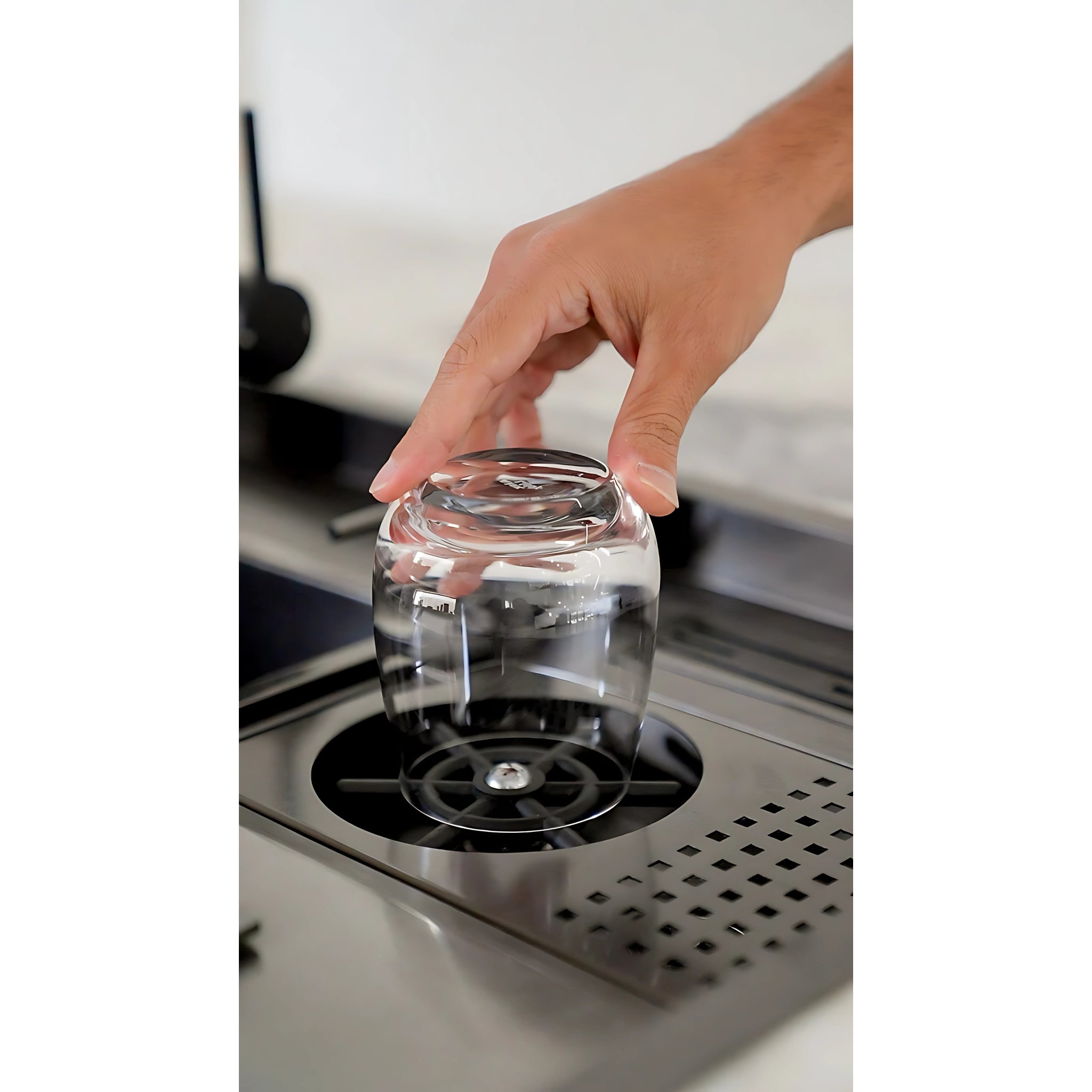 ALIA SMART UNDERMOUNT SINK MULTIFUNCTION GUNMETAL GREY 1050MM