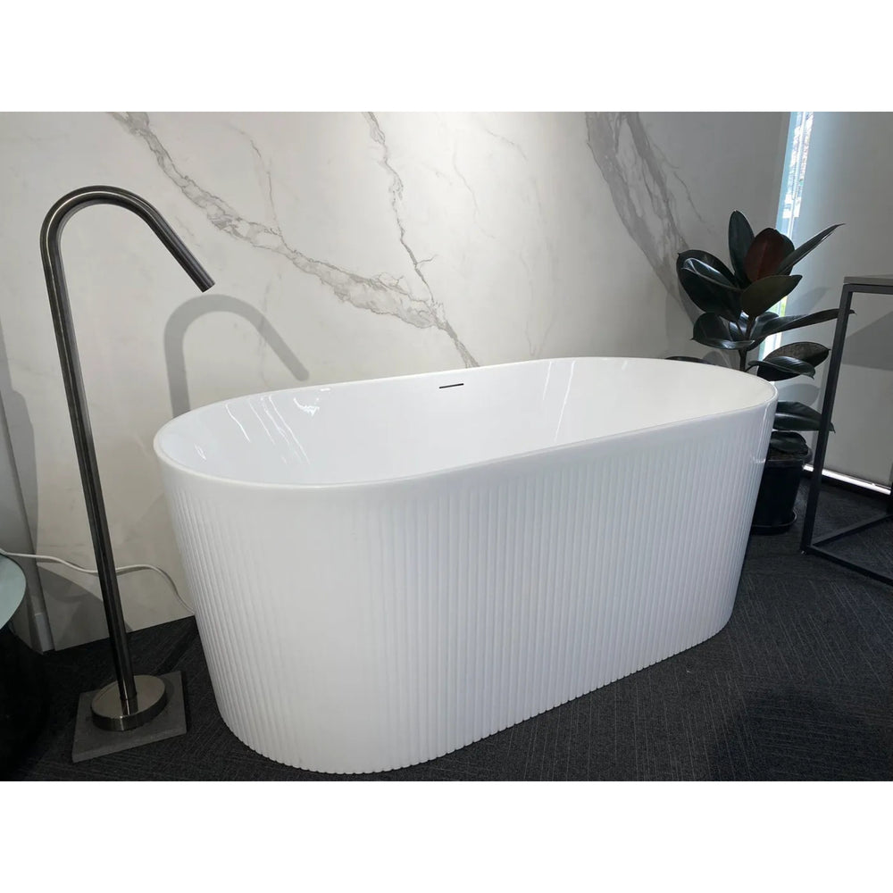 ATTICA NOOSA FREESTANDING BATHTUB WITH INTEGRATED OVERFLOW GLOSS WHITE 1500MM