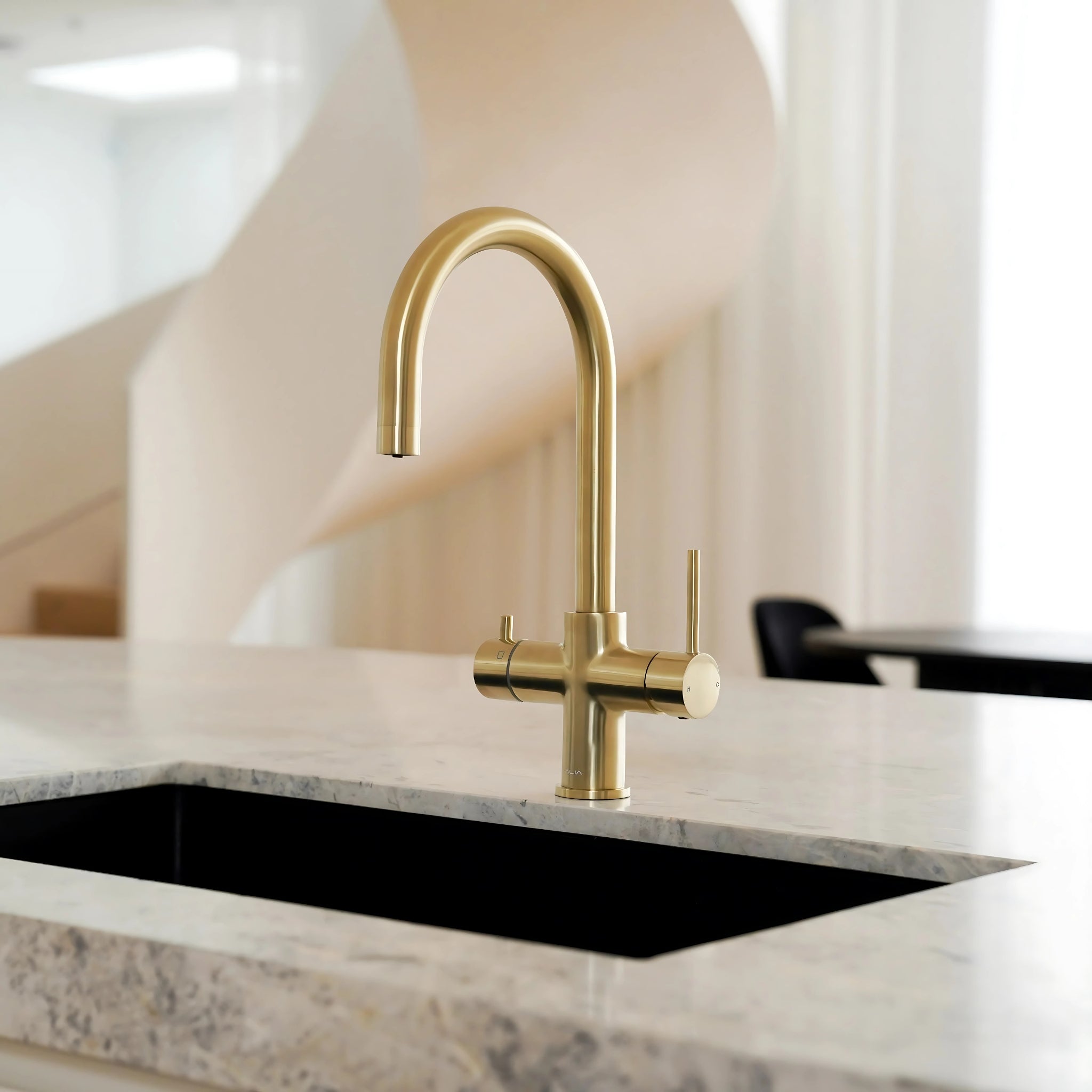 ALIA M41 LEAD FREE INSTANT HOT AND COLD FILTERED WATER TAP BRUSHED GOLD