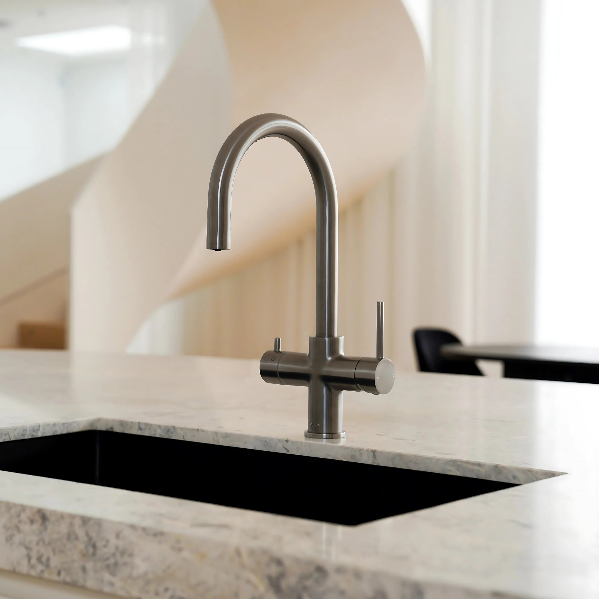ALIA M41 LEAD FREE INSTANT HOT AND COLD FILTERED WATER TAP GUNMETAL GREY