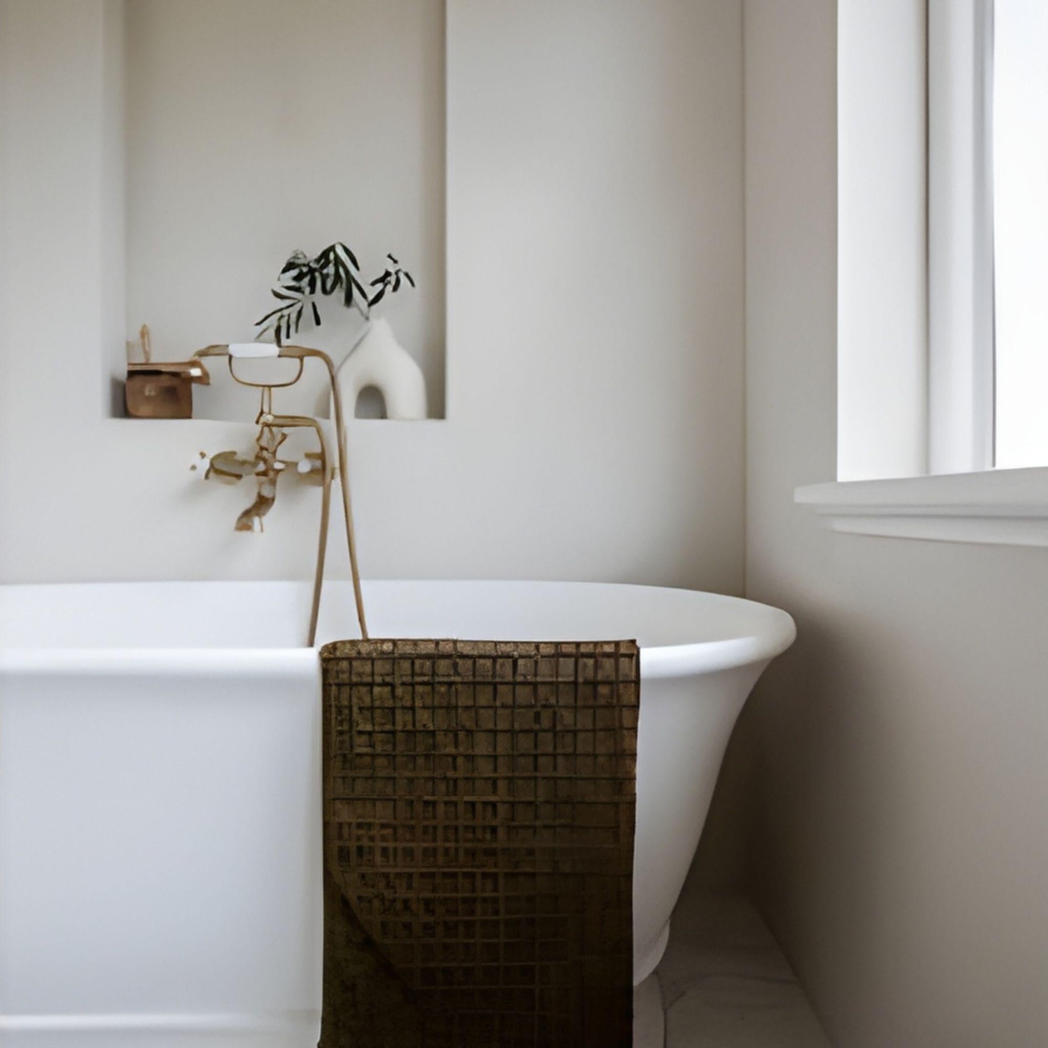 TURNER HASTINGS CAMBRIDGE TITANCAST SOLID SURFACE FREESTANDING BATHTUB SATIN SILK WHITE WITH OVERFLOW (AVAILABLE IN 1555MM & 17400MM)