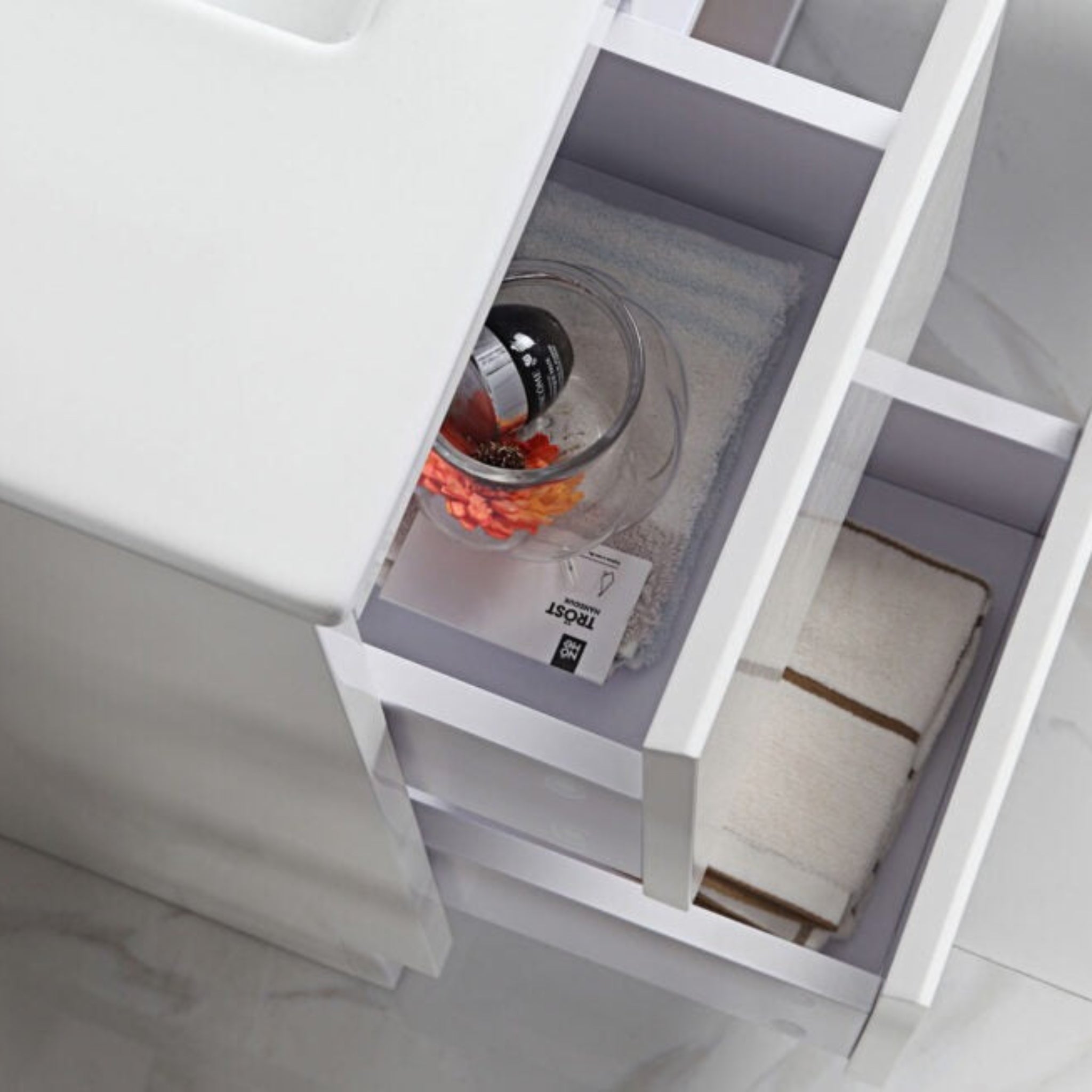 AULIC MAYA WHITE 750MM SPACE SAVING SINGLE BOWL WALL HUNG VANITY