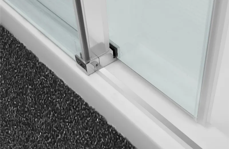 COVEY WALL TO WALL FRAMELESS SINGLE SLIDING DOOR BATH SCREEN CHROME