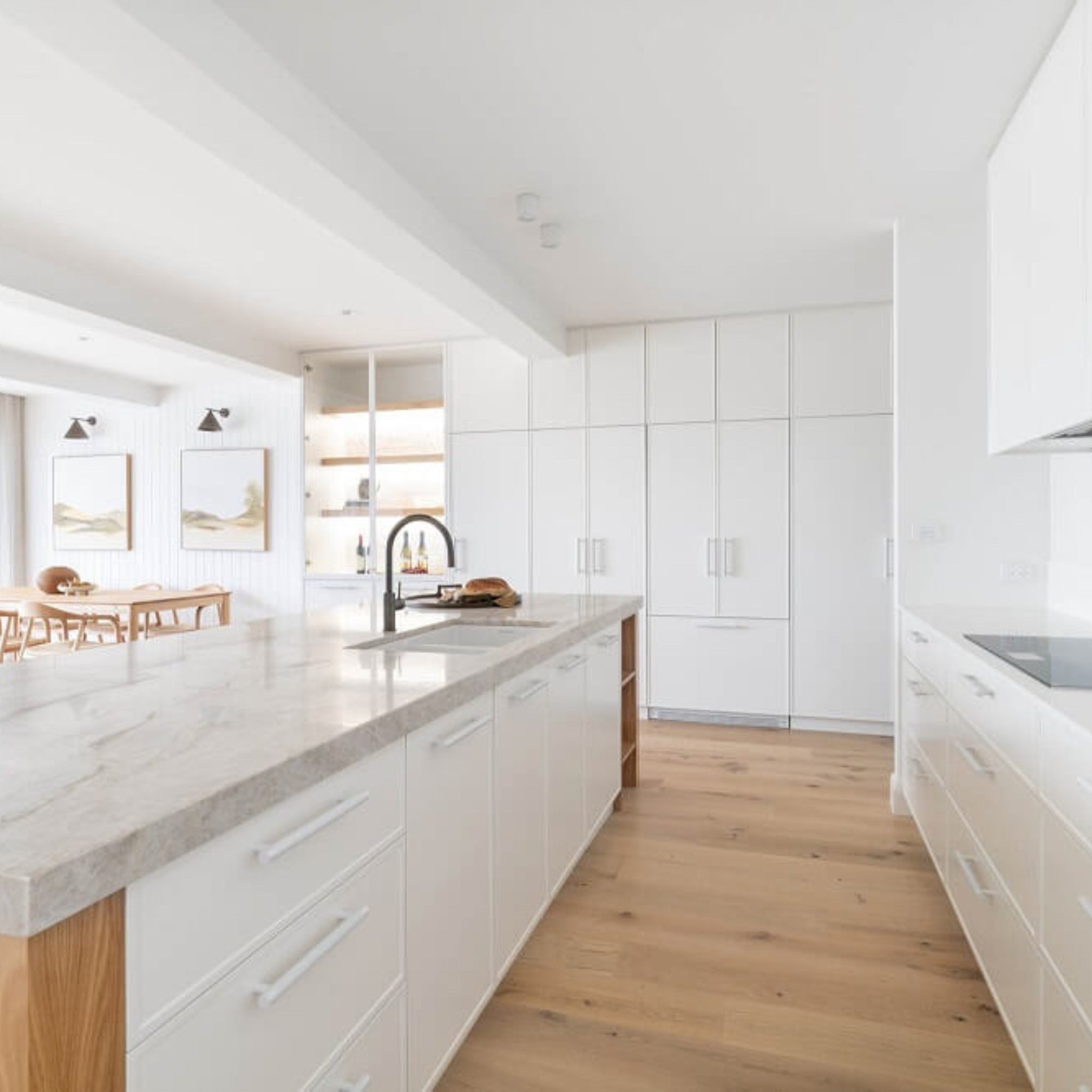 TURNER HASTINGS CUISINE DOUBLE INSET AND UNDERMOUNT FINE FIRECLAY SINK GLOSS WHITE 850MM