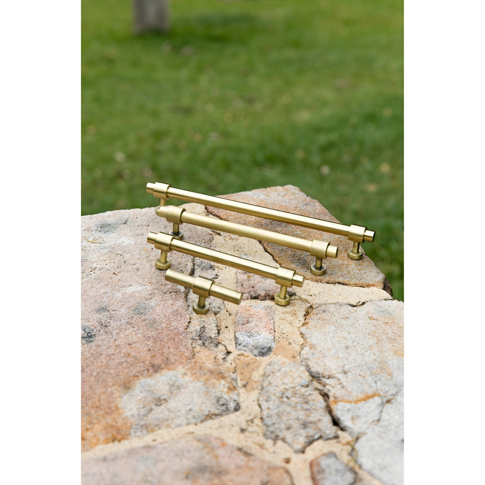 TURNER HASTINGS FANETTA CABINET HANDLE BRUSHED BRASS (MULTIPLE SIZES AVAILABLE)