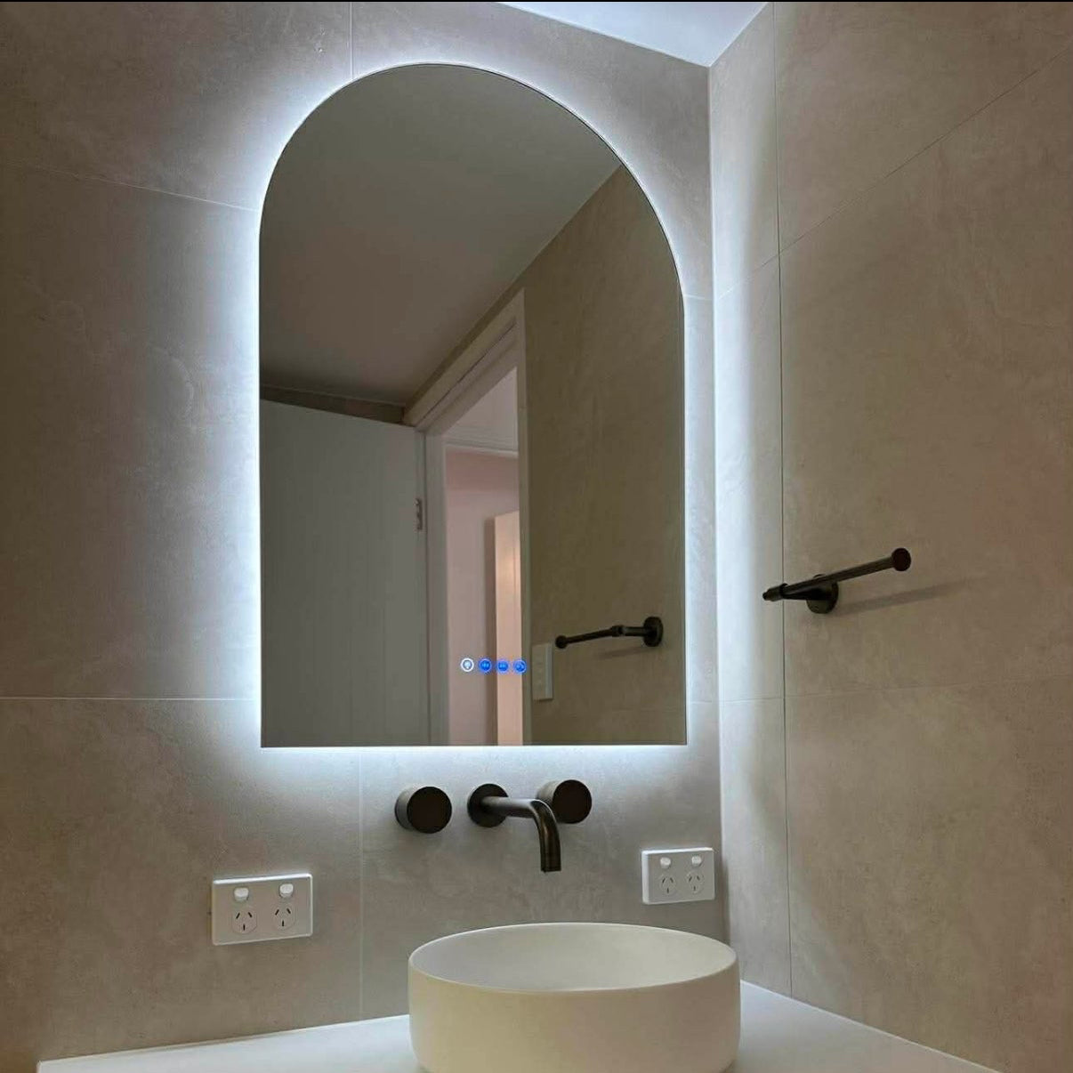 LUNARGLOW ARCADIA ARCH 3 COLOUR LIGHTS FRAMELESS LED MIRROR 600X900MM