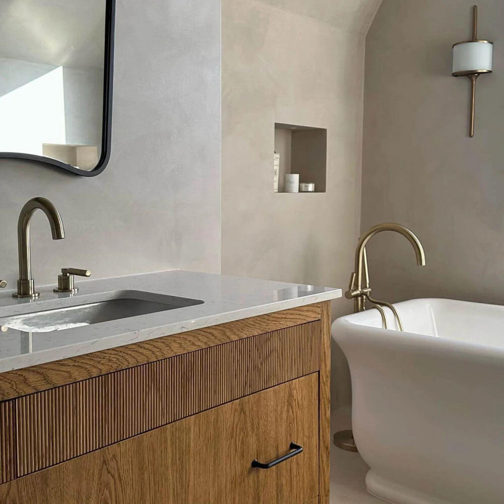 TURNER HASTINGS KIRKHAM TITANCAST SOLID SURFACE FREESTANDING BATHTUB GLOSS WHITE WITH OVERFLOW (AVAILABLE IN 1600MM & 1800MM)