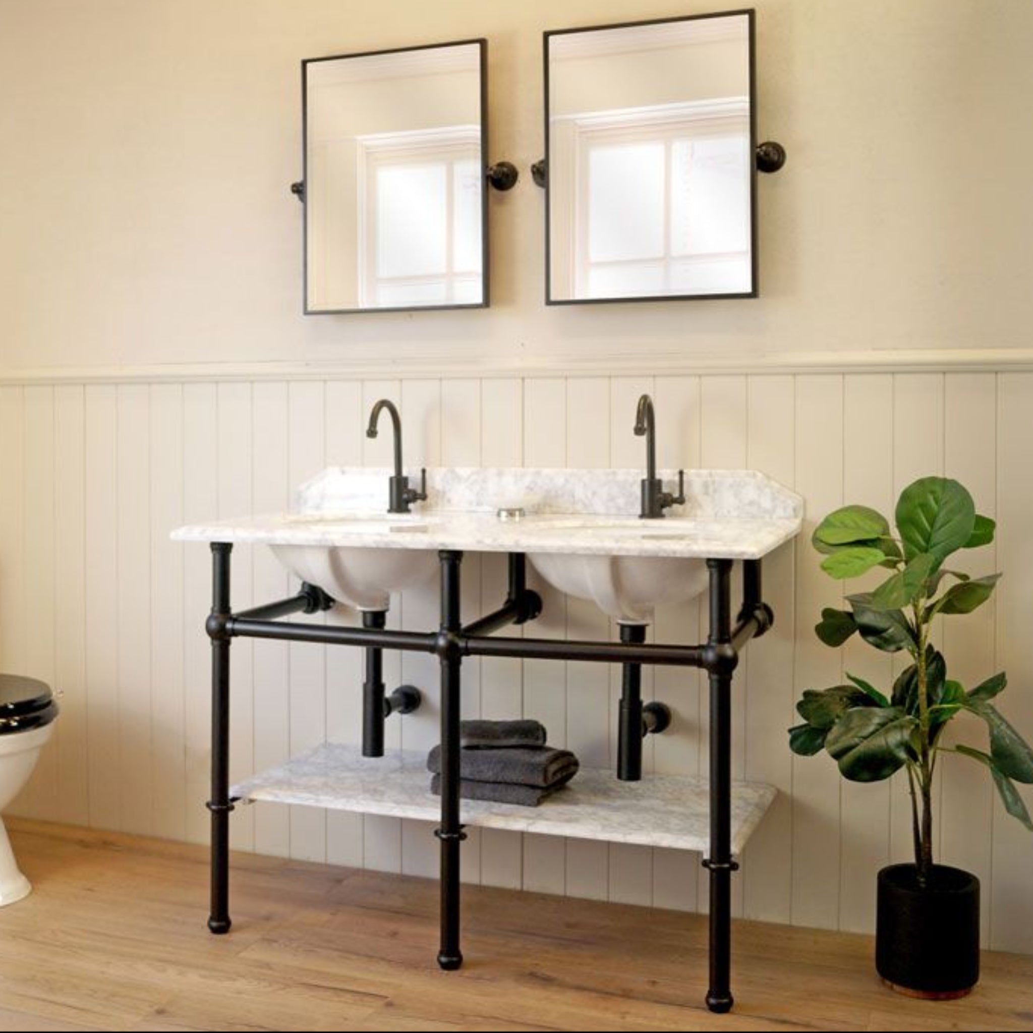 TURNER HASTINGS MAYER FRAMED PIVOT RECTANGULAR MIRROR MATTE BLACK 495X610MM