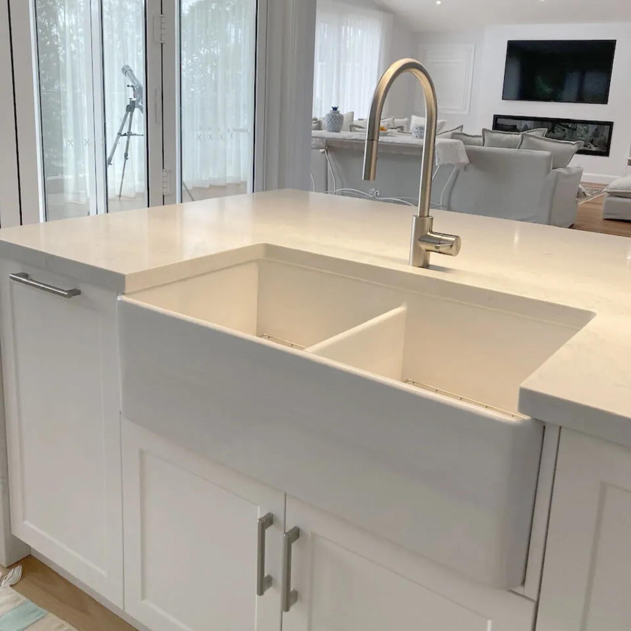 TURNER HASTINGS NOVI FIRECLAY DOUBLE BOWL FARMHOUSE BUTLER SINK WITH OVERFLOW GLOSS WHITE 840MM