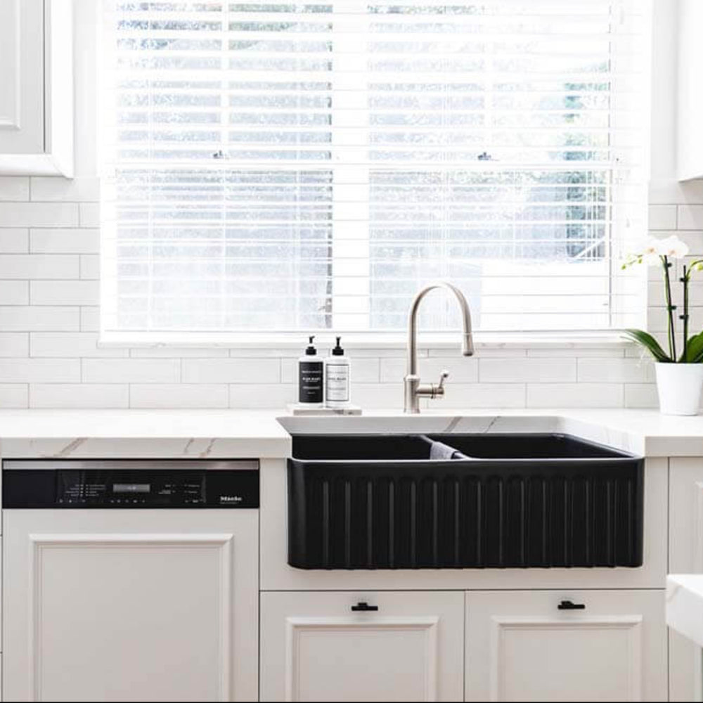 TURNER HASTINGS NOVI FARMHOUSE DOUBLE BOWL BUTLER SINK MATTE BLACK 850MM
