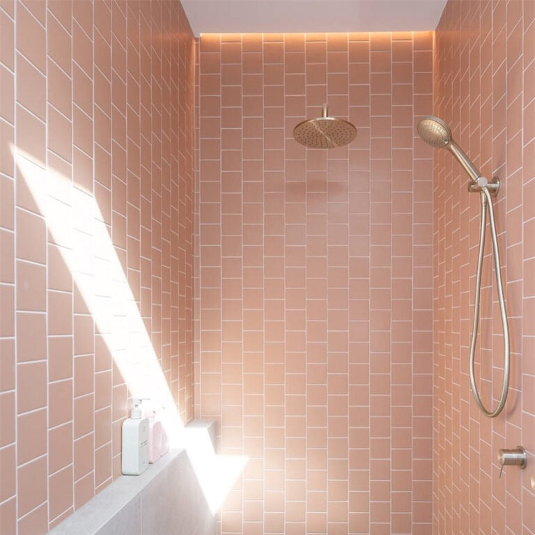 NERO ROUND SHOWER ARM BRUSHED GOLD (AVAILABLE IN 330MM AND 500MM)