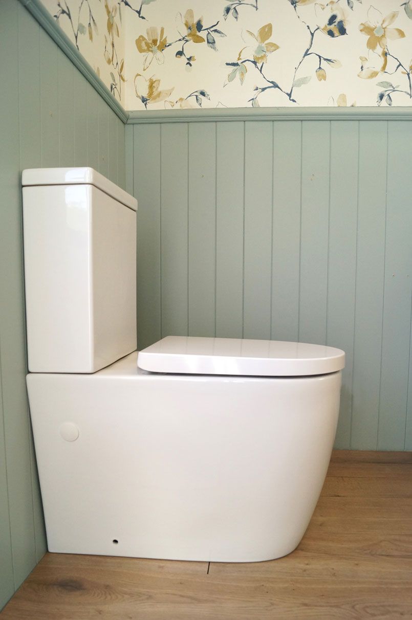 TURNER HASTINGS NARVA RIMLESS BACK TO WALL CLOSE COUPLED TOILET SUITE GLOSS WHITE