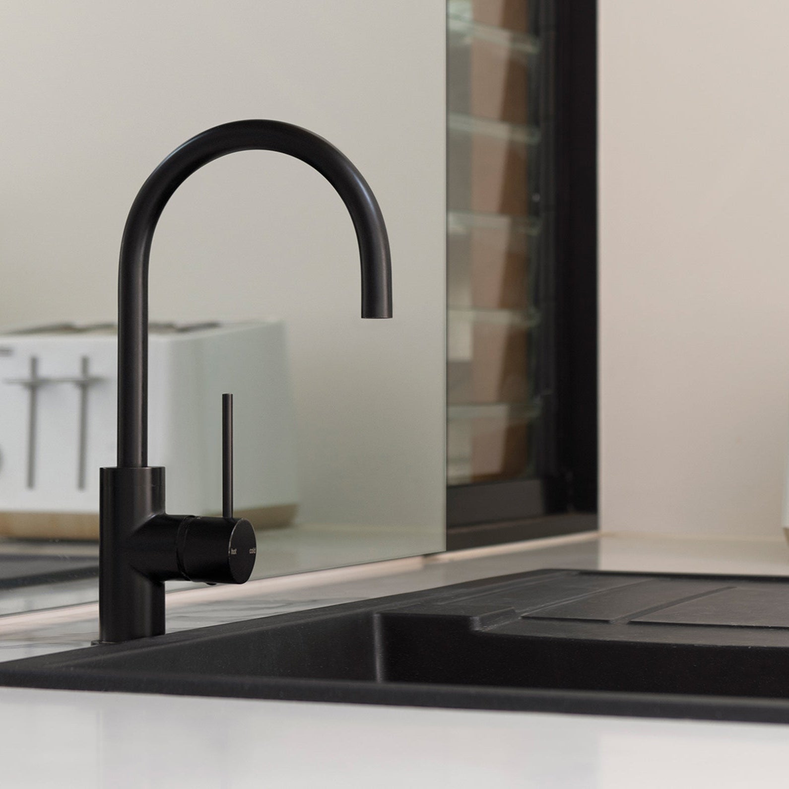 PHOENIX VIVID SLIMLINE LEAD FREE SINK MIXER GOOSENECK 160MM MATTE BLACK