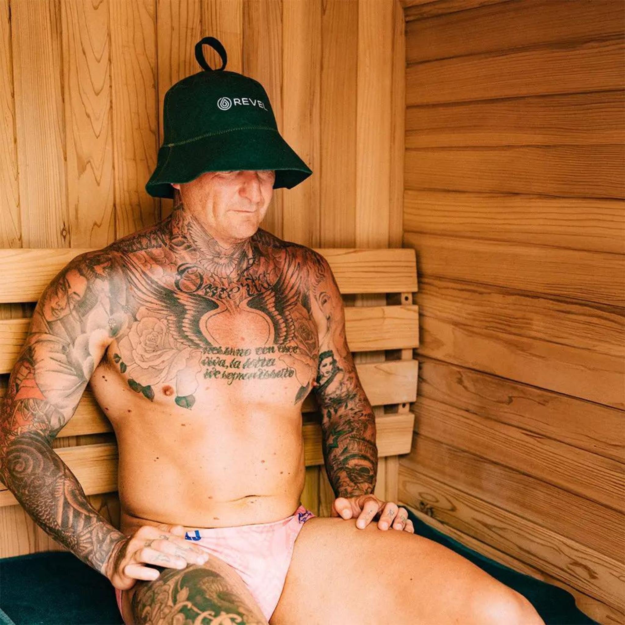 REVEL TUULI SAUNA HAT 100% WOOL HEAT SHIELD GREEN