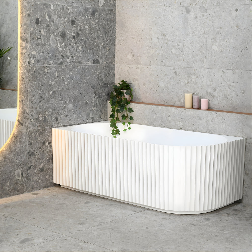 ENFLAIR AGORA GROOVE FLUTED LEFT CORNER BATHTUB GLOSS WHITE (AVAILABLE IN 1500MM AND 1700MM)