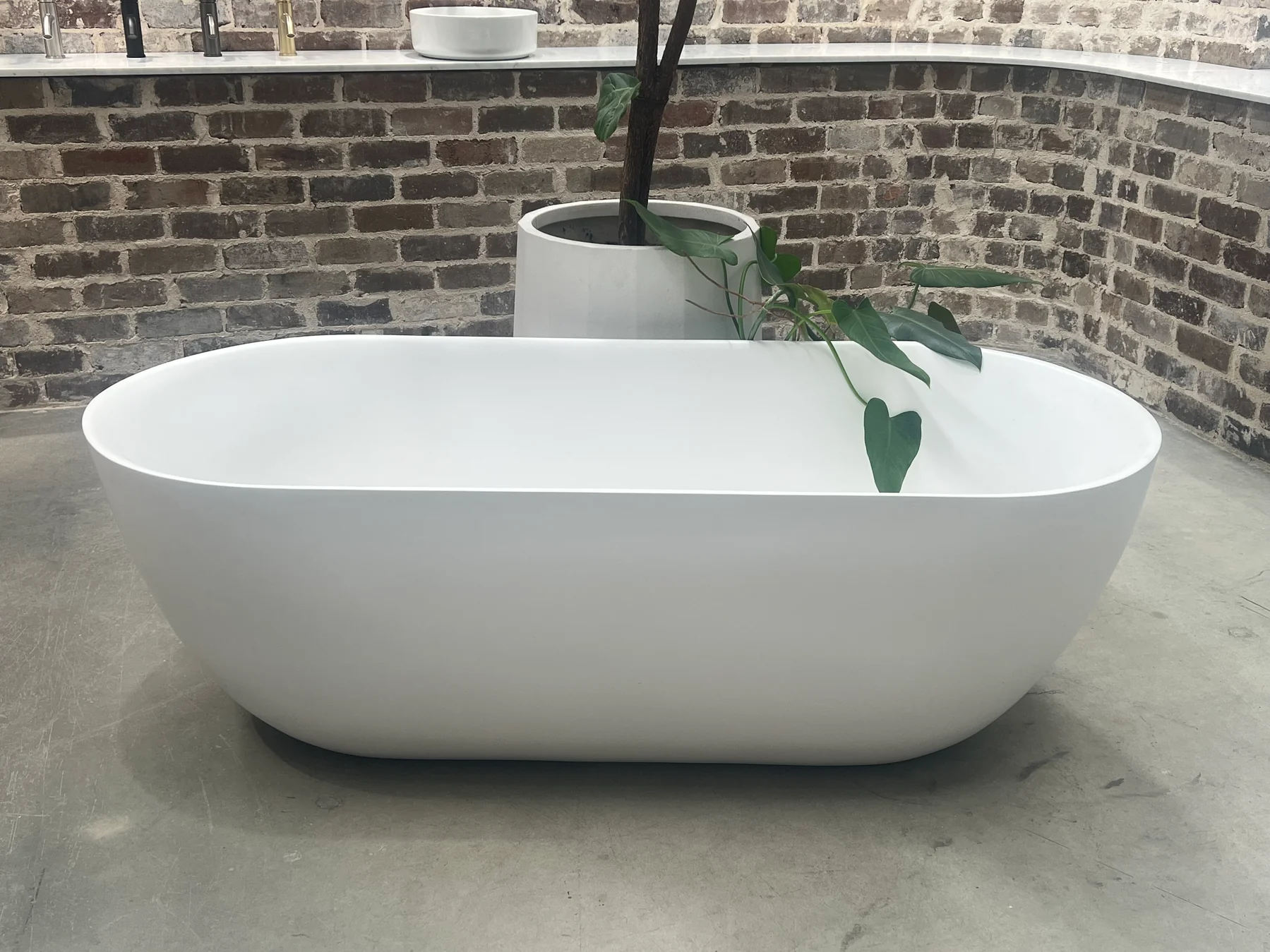 VEROTTI SOHO FREESTANDING SOLID SURFACE BATH MATTE WHITE (AVAILABLE IN 1500MM, 1700MM AND 1800MM)