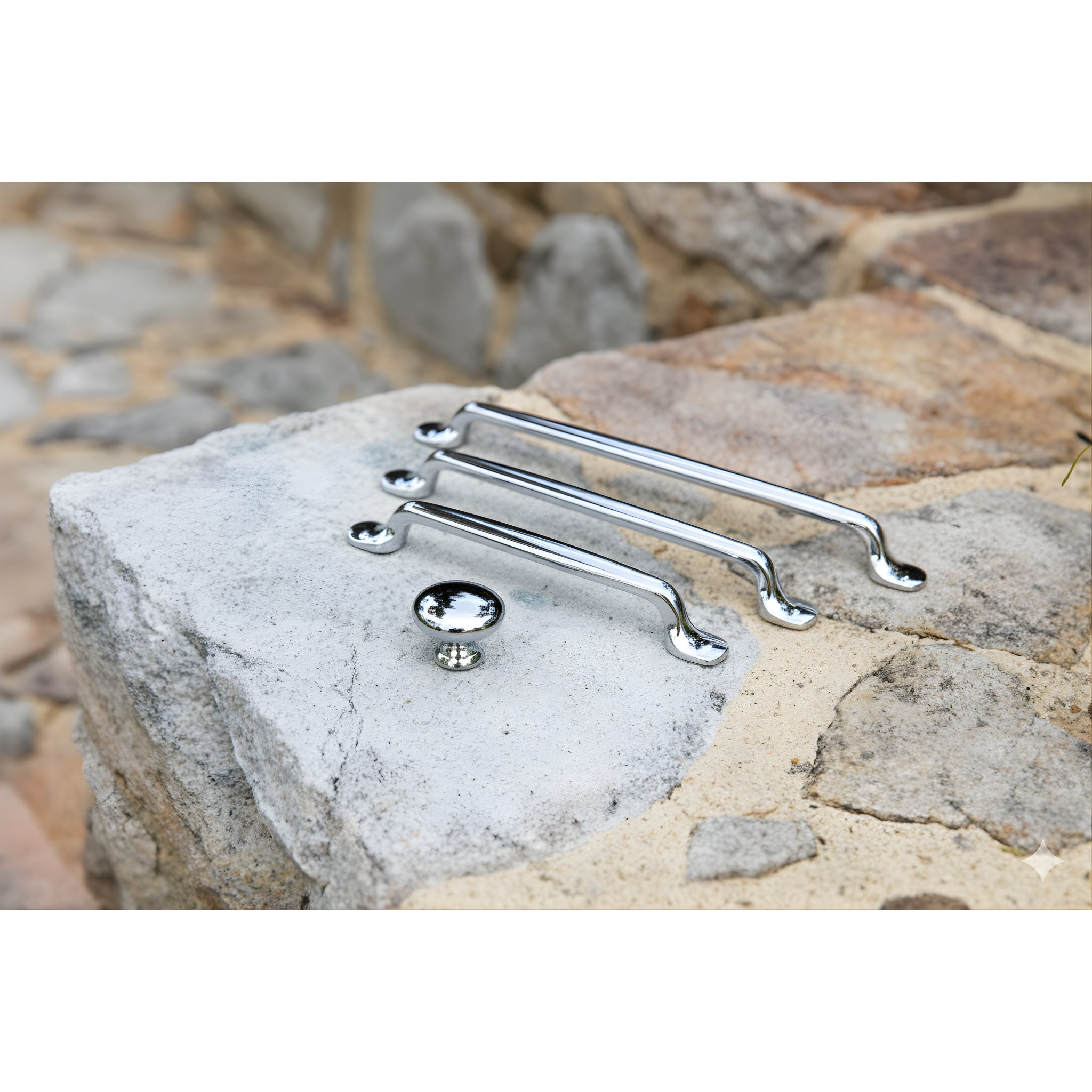 TURNER HASTINGS TUTTO CABINET HANDLE CHROME (MULTIPLE SIZES AVAILABLE)