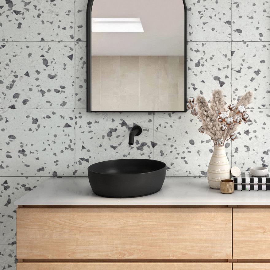 OLIVERI VENICE WALL MOUNTED SENSOR TAP 197MM MATTE BLACK