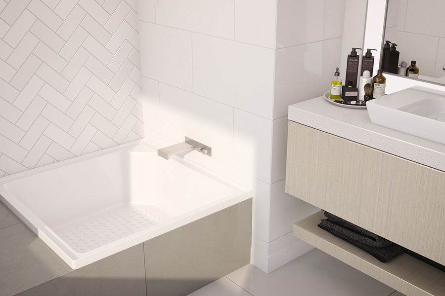 DECINA BELLA INSET SHOWER BATH GLOSS WHITE 910MM