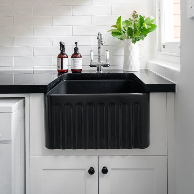TURNER HASTINGS NOVI FARMHOUSE BUTLER SINK WITH OVERFLOW MATTE BLACK 500MM