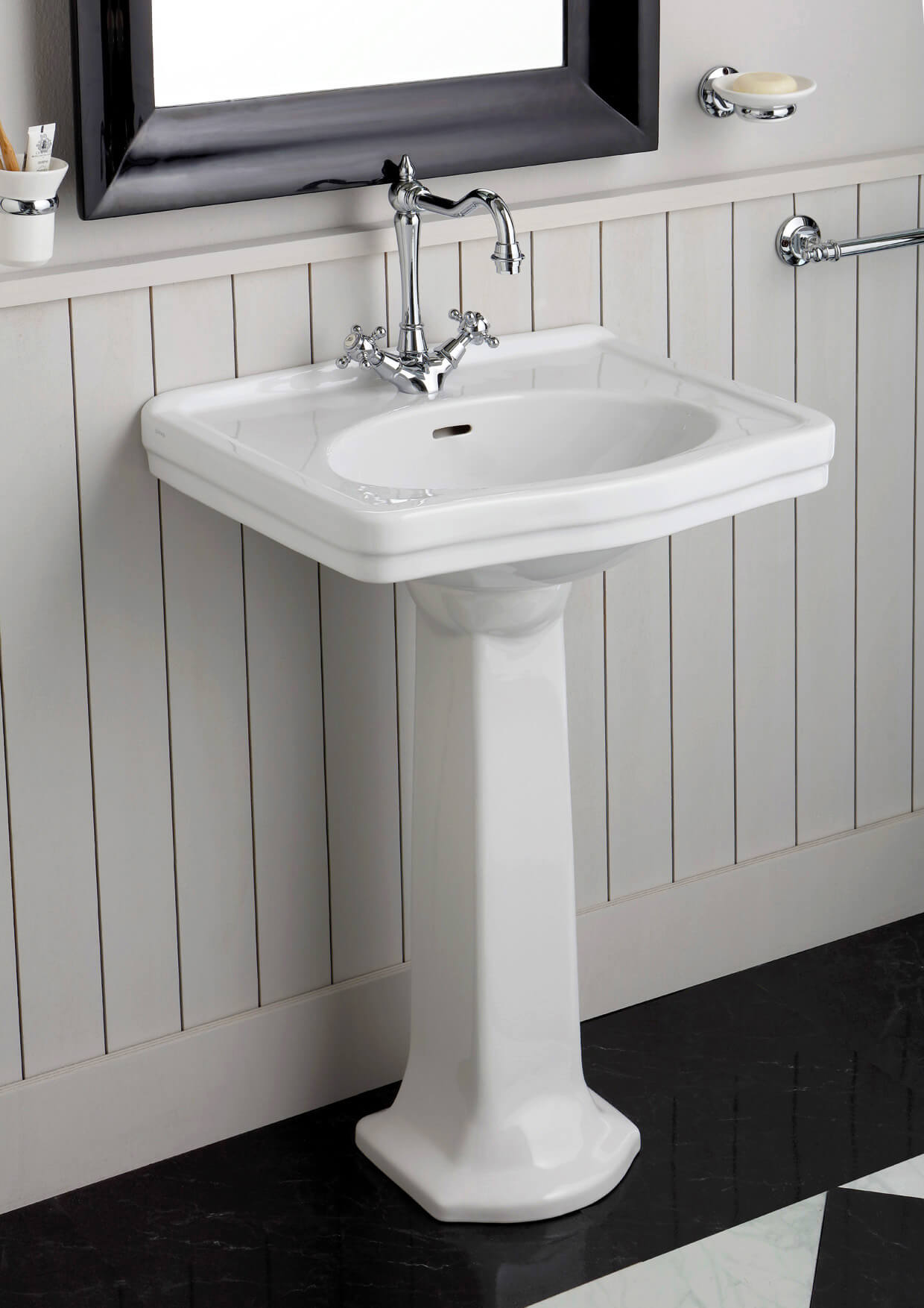 TURNER HASTINGS CLAREMONT BASIN & PEDESTAL GLOSS WHITE 580MM X 875MM