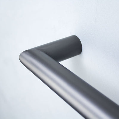 RADIANT HEATING NON-HEATED ROUND SINGLE TOWEL RAIL GUN METAL GREY 650MM