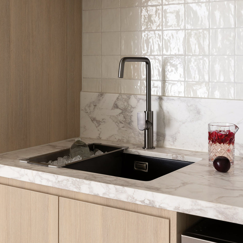 PHOENIX 5000 SERIES LARGE SINGLE BOWL SINK MATTE BLACK 593MM