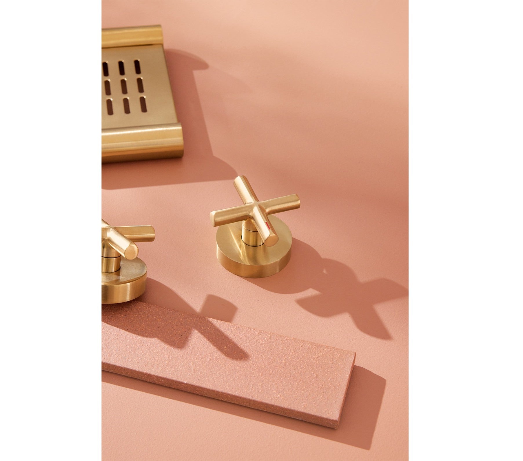 PHOENIX VIVID SLIMLINE SOAP DISH 160MM BRUSHED GOLD