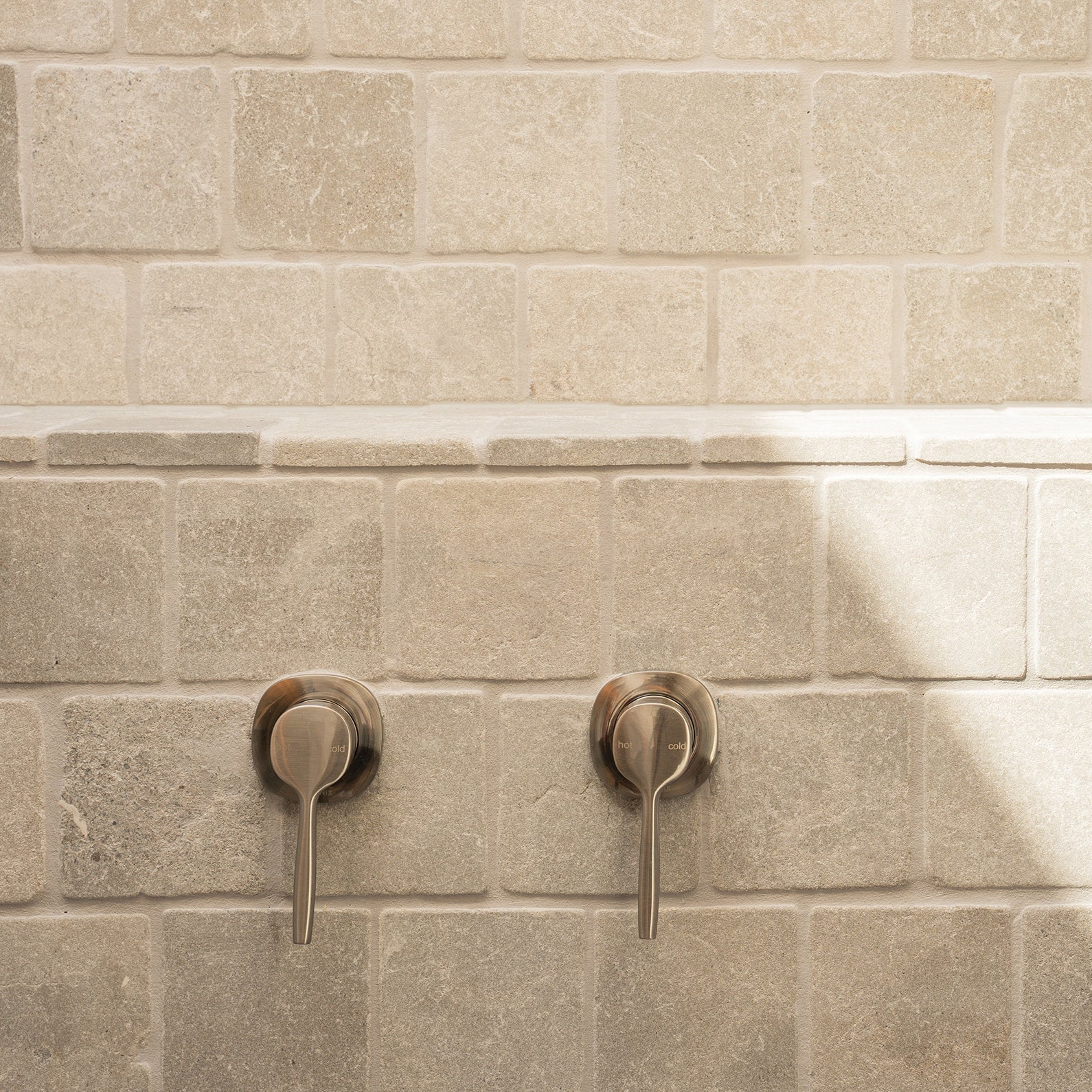 PHOENIX VASK SWITCHMIX LEAD FREE SHOWER / WALL MIXER COMPLETE KIT BRUSHED NICKEL