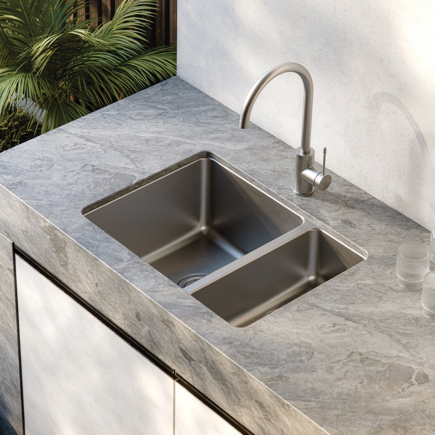 PHOENIX 2000 SERIES 1 AND 1/2 BOWL STAINLESS STEEL SINK 617MM