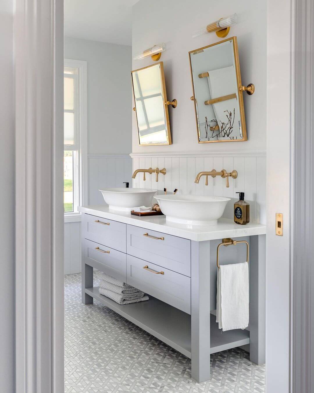 TURNER HASTINGS MAYER FRAMED PIVOT RECTANGULAR MIRROR BRUSHED BRASS 495X610MM