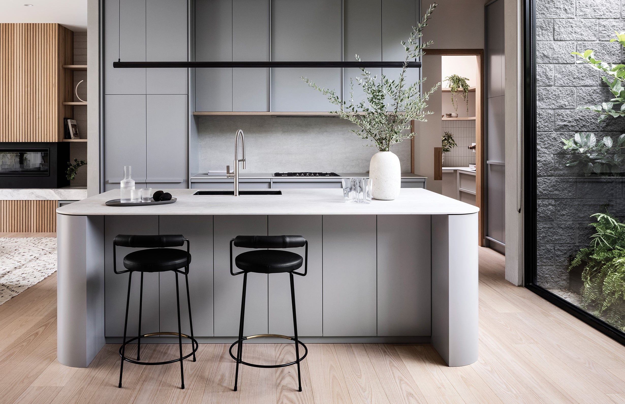 PHOENIX PRIZE LEAD FREE FLEXIBLE COIL SINK MIXER 496MM BRUSHED NICKEL