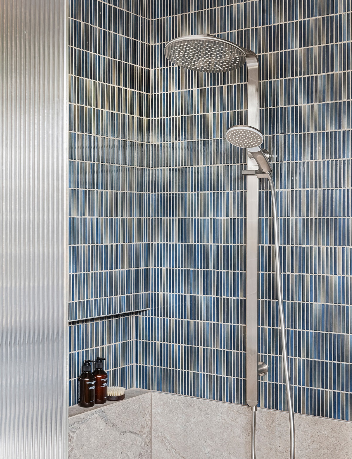 PHOENIX NX QUIL TWIN SHOWER BRUSHED NICKEL